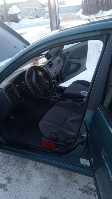 Продам Тойота Авенсис срочно