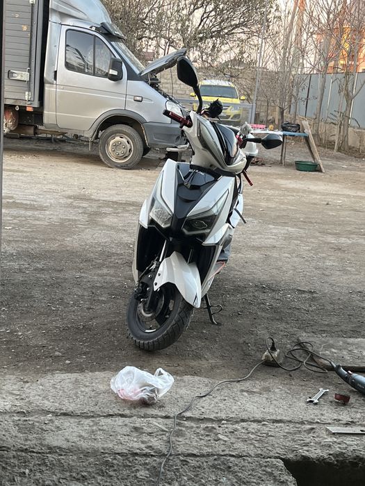 М8 Веном 125 куб