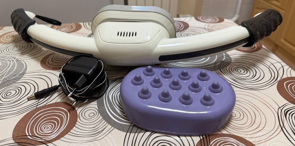 Массажёр с зарядным устройствомм