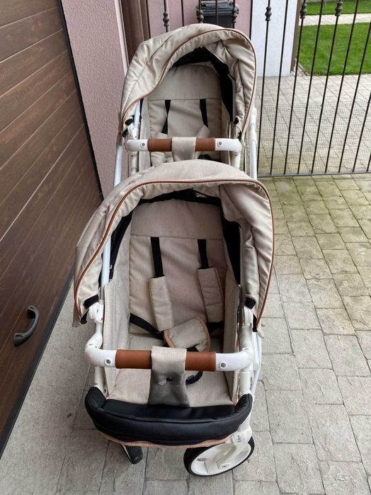 Carucior Gemeni 6 in 1 Landourile sunt așezate unul în spatele celuila