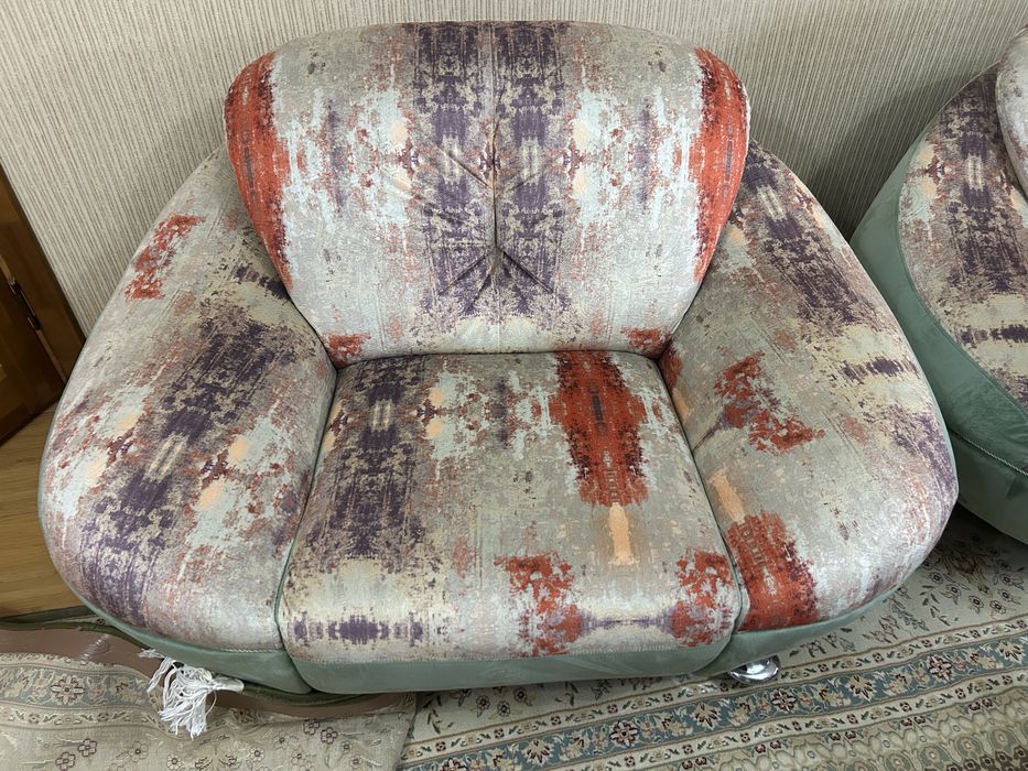 Мягкий уголок из трех предметов