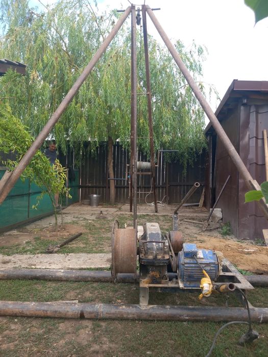 Foraje puturi apa curatari, adânciri