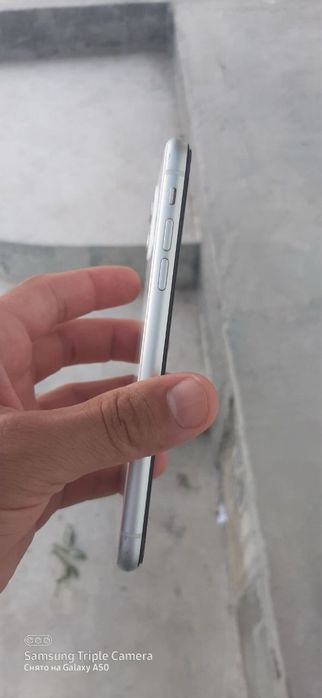 Iphone 11 ozi 64 Gb. VC/A zo'r holatda. Sim registratsiya qilingan.