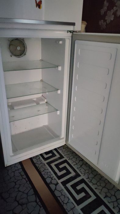 Продам холодильник BECO в хорошем состоянии