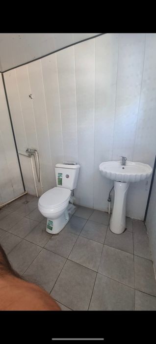 Kontener 12 metrlik jihozlangan sotiladi.