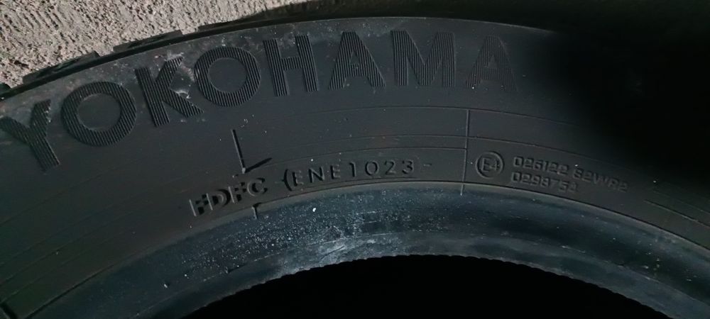Зима 225/60/r17 Yokohama