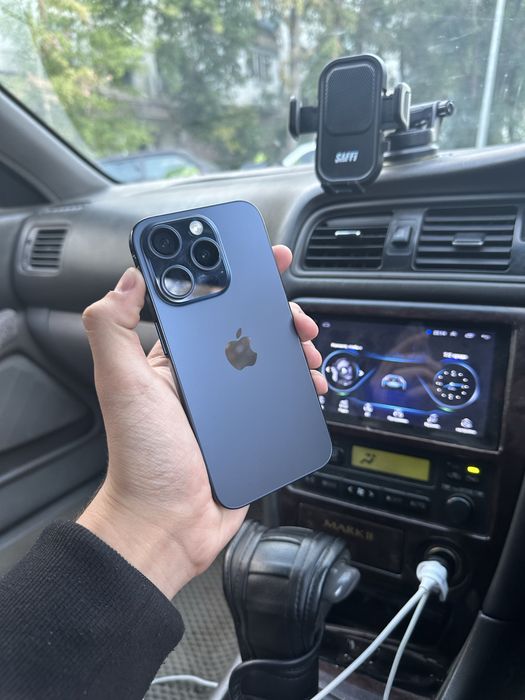 iPhone 15 Pro 256 E-sim
