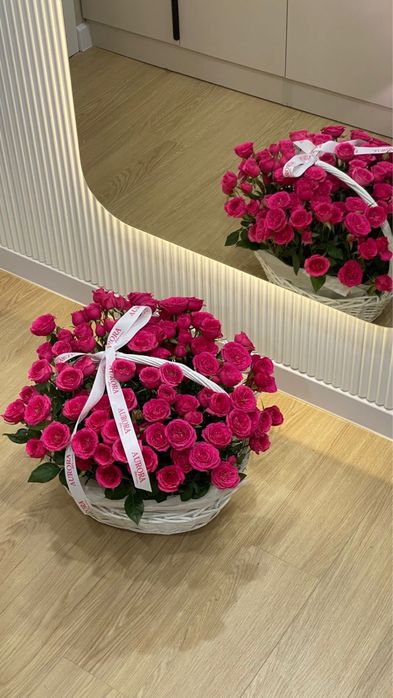 цветы в корзине...