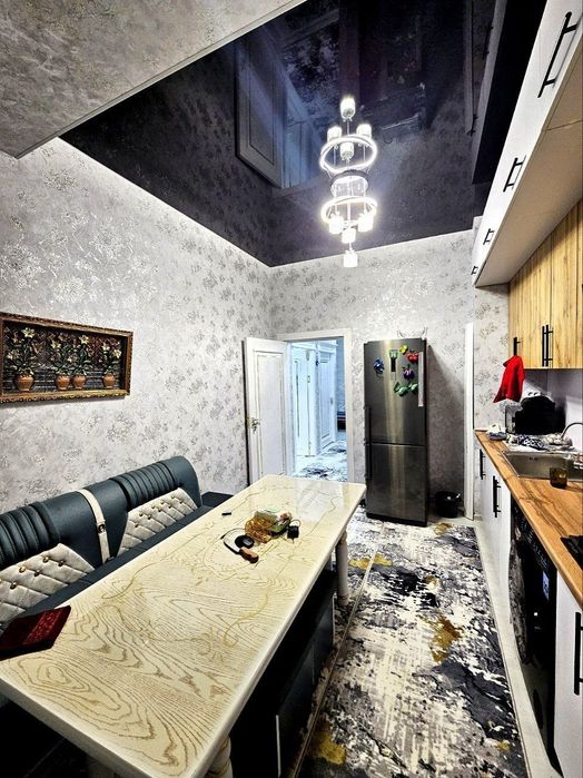 Бухара Сити,  3 этаж 2 хоналик квартира срочно арендага берилади