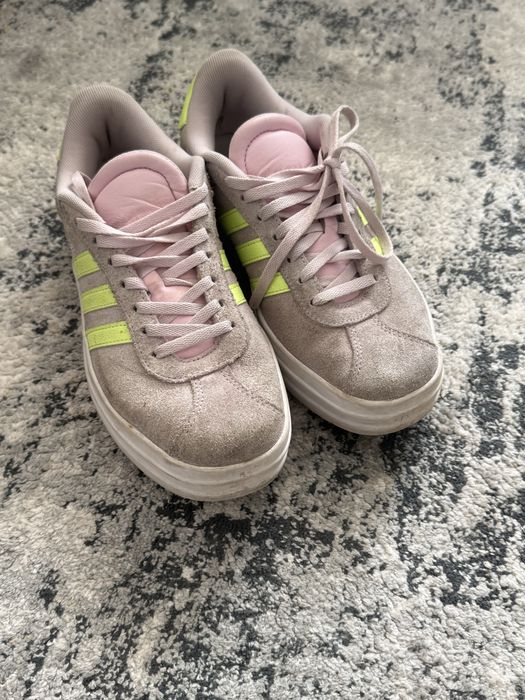 Кроссовки оригинал Adidas на девочку