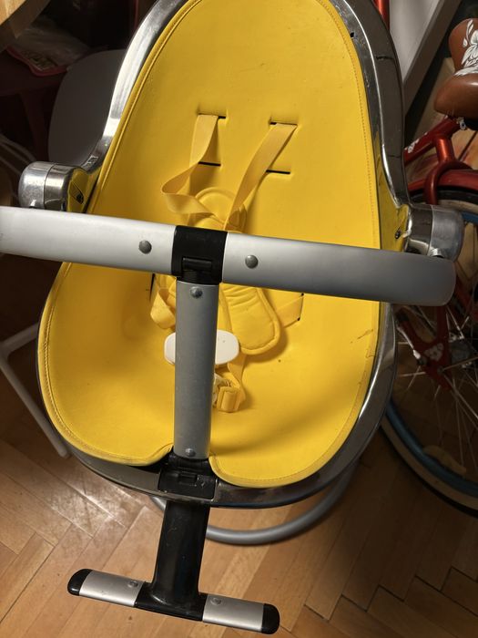 Столче за бебе  запазено