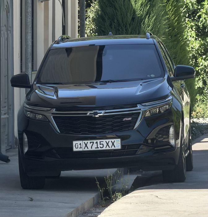 Equinox 2022 black 472 Full