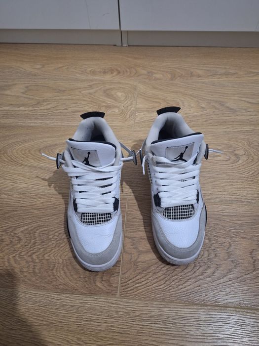 Jordan 4 military black