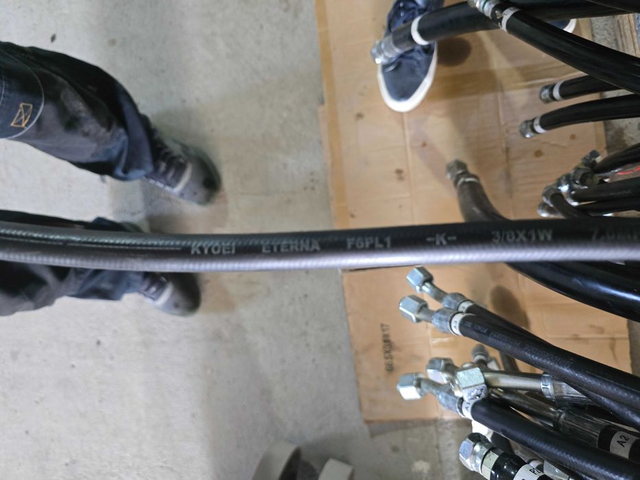 Furtun Hidraulic Sumitomo Riko 3/8" - 1.5m - 70 Bar - NOU - Sertizat Fabrica