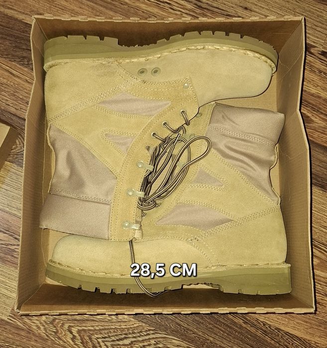 Vand Echipament Militar