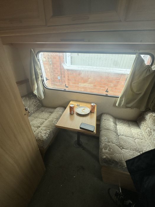 Rulota Elddis 2 paturi