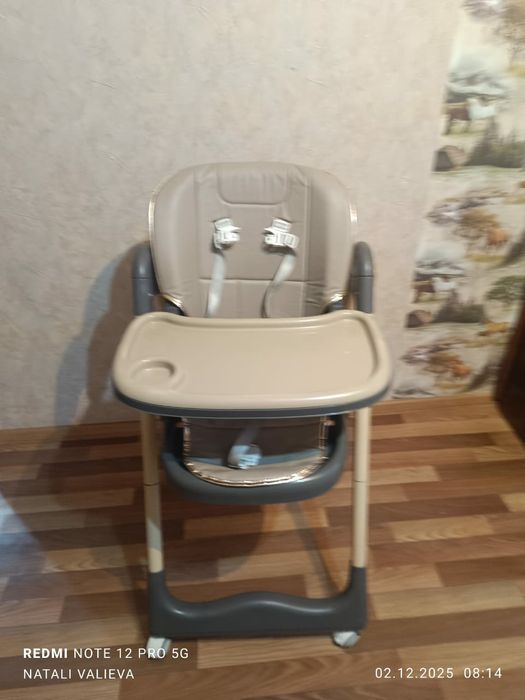 Продам стульчик для кормления