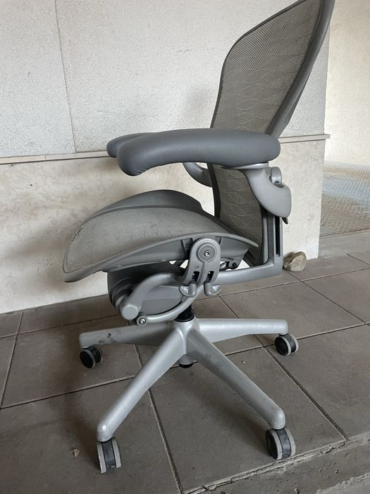 Herman Miller Aeron  Classic size B
