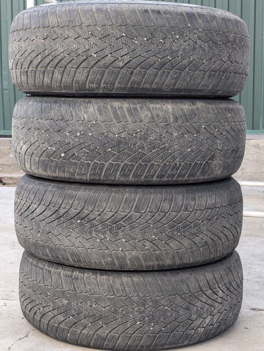 Продаются шины 235/70/16