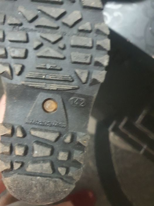 Резиновые сапожки не промокают, привозные