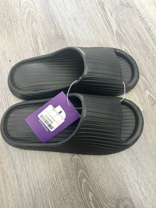 Дамски чехли слайд