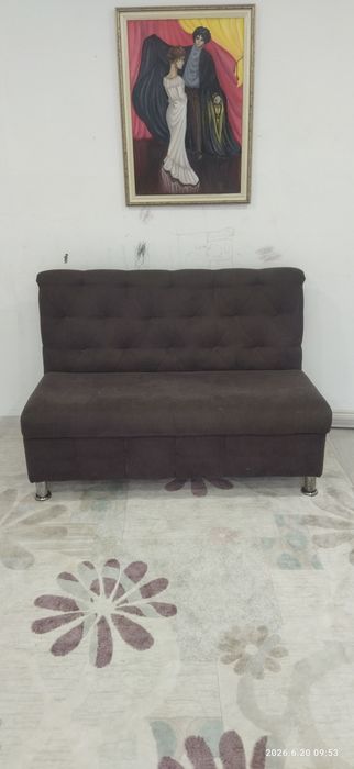 Продам маленький диван