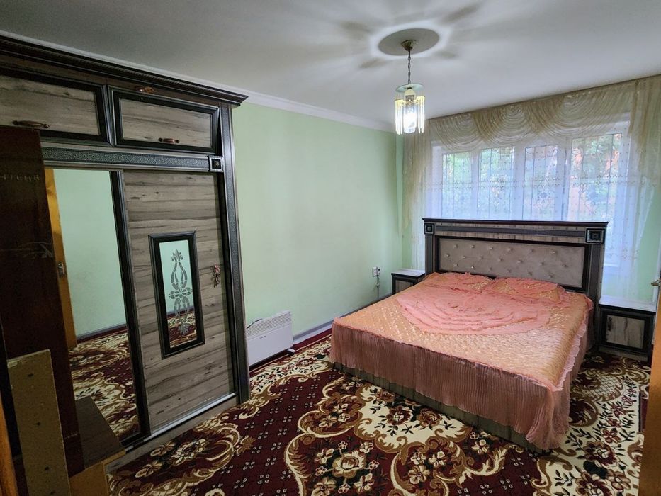 2 xonali xonadon sotiladi. Продаётся двухкомнатная кварти