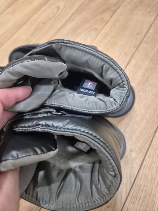 Продам сапоги « JOG DOG»