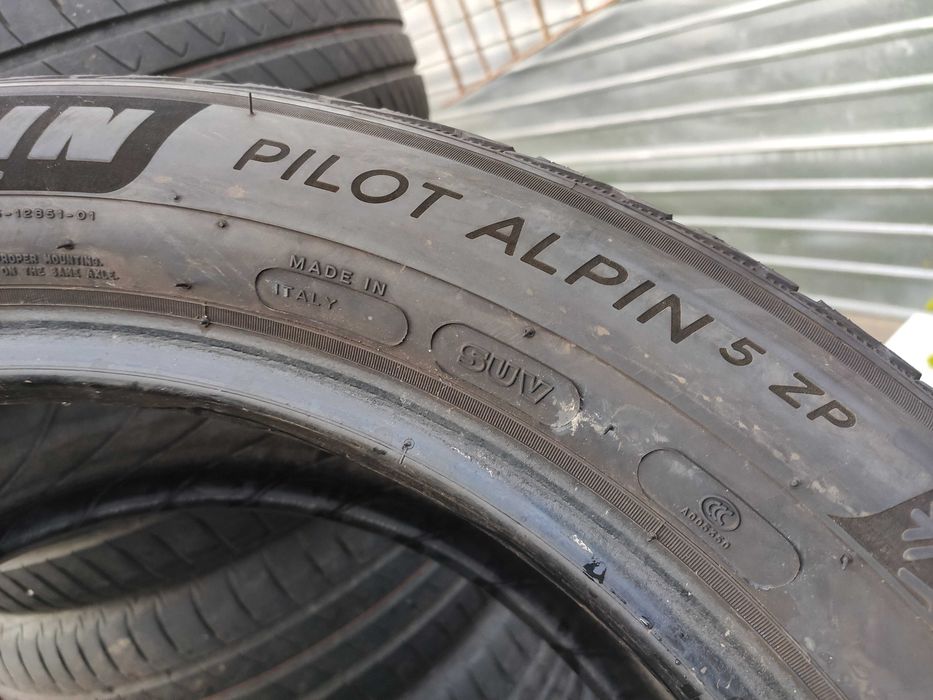 4бр Зимни гуми 245 50 19 - Michelin Runflat