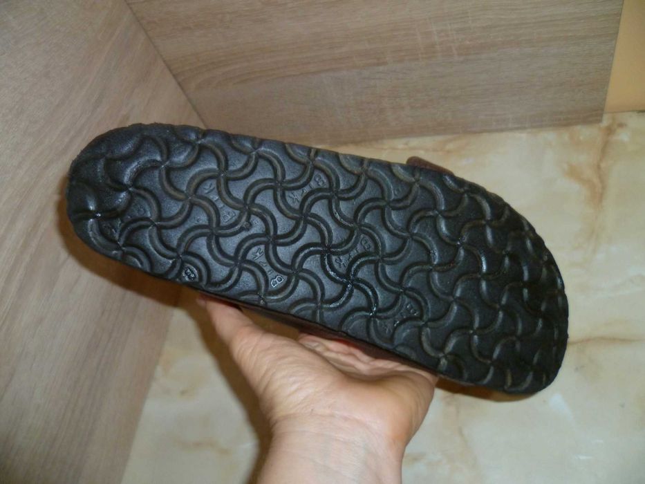 BIRKENSTOCK сандали №40