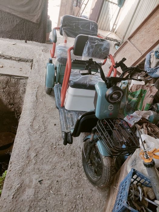 Продам трицикл почти новый