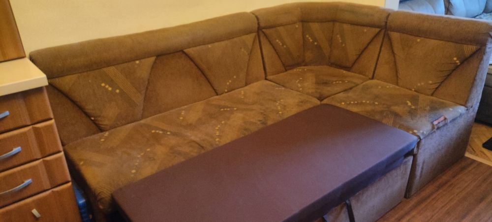 Кухненски ъглов диван