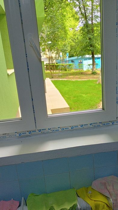 Vând apartament zona detunata