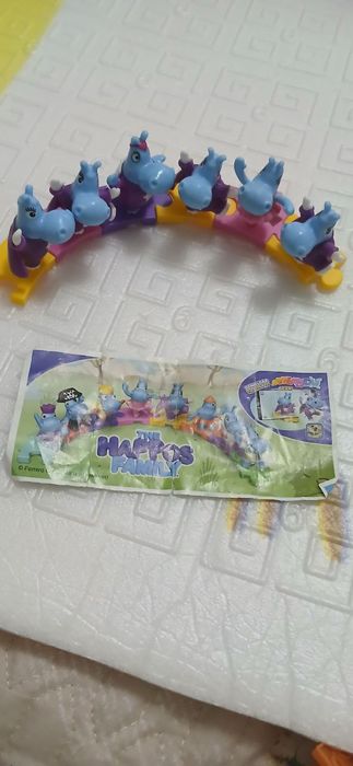 Бегемоты из Киндер