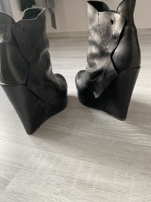 Боти естествена кожа