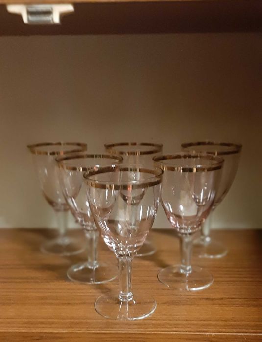 Посуда  из советского хрусталя и богемского стекла .