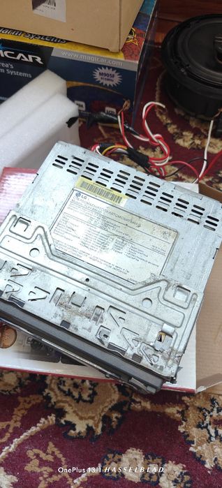 Магнитола LG билан калонка сотилади W210 подиумида