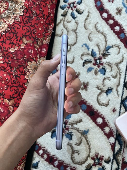 Iphone 11 в идеальном состояние