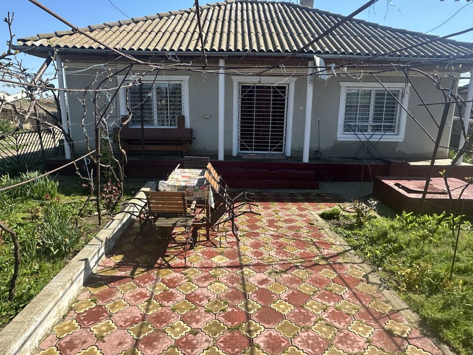 Casa de vanzare !!!