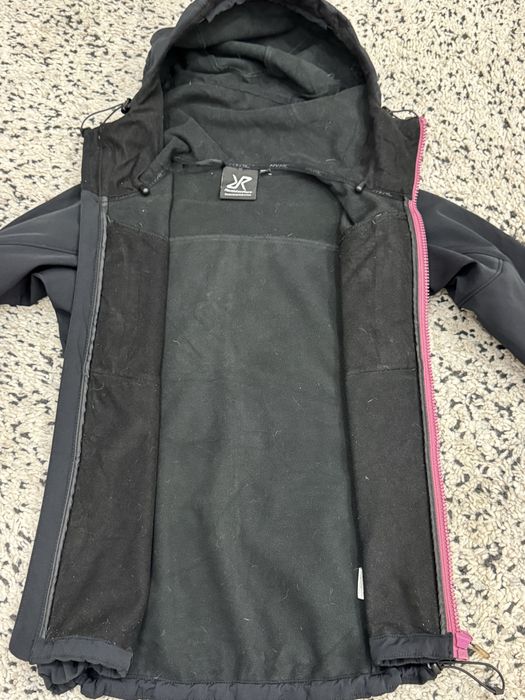 Дамско софтшел яке REVOLUTION RACE . Размер XS