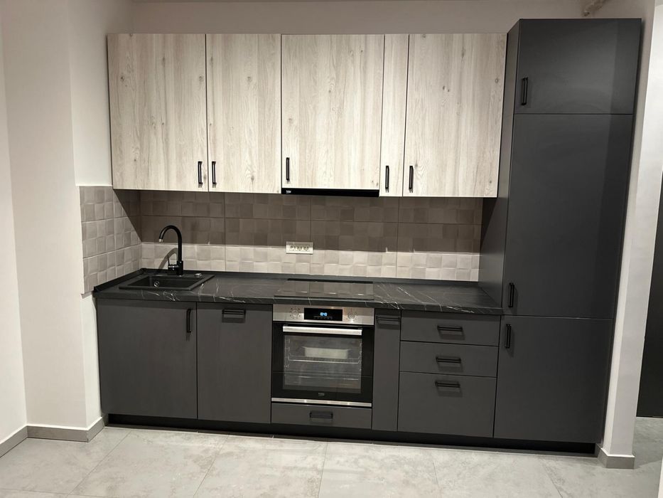 Inchiriez apartament Adora Park