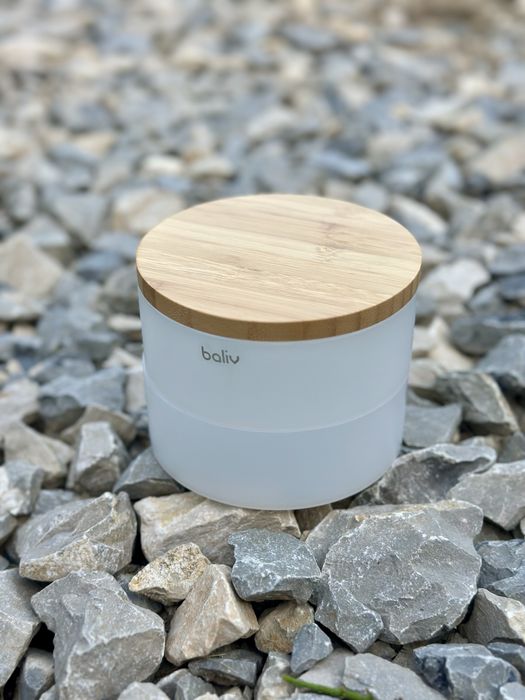 Козметична кутия BALIV  на 2 нива.