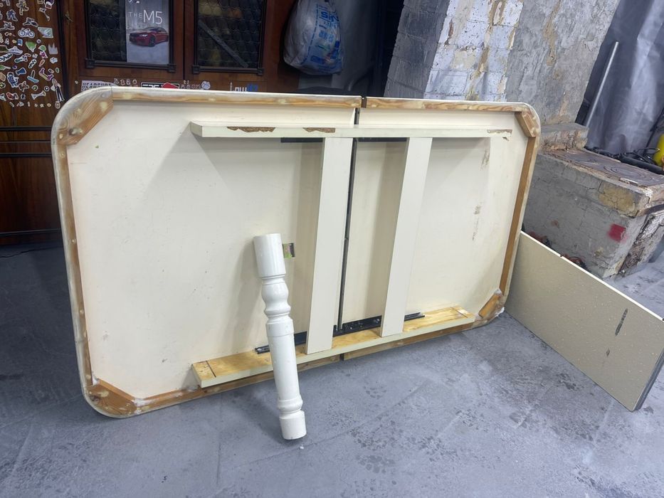 Раздвижной стол