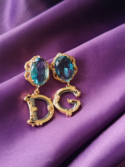 Cercei diferite modele