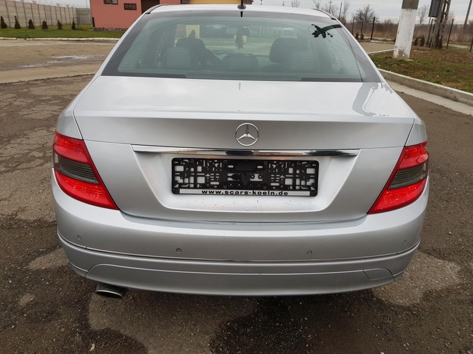 Dezmembrez Mercedes C220 W204 ,diesel euro 4 motor , cutie , caroserie