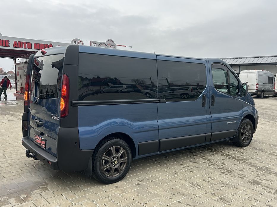 Renault Trafic Pasenger L2h1 2.0 dci an 2011