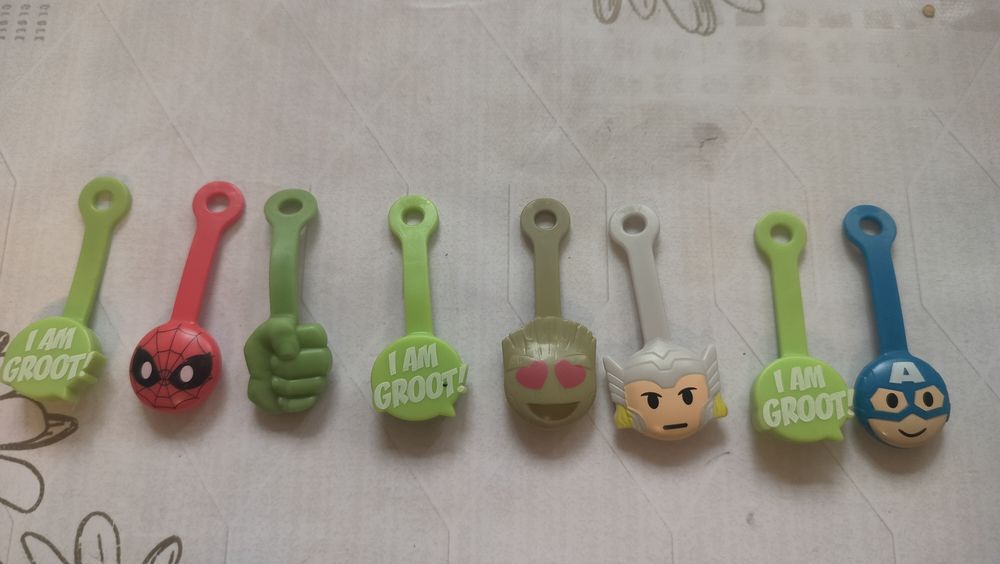 Продам marvel magnum клипсы.
