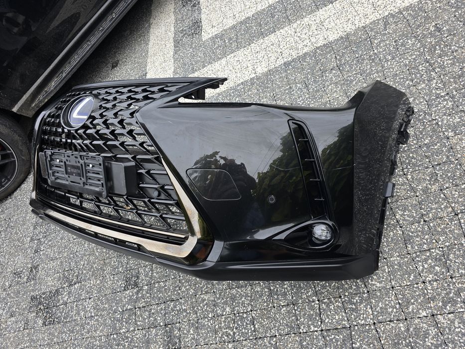 Bara fata completa impecabila Lexus UX