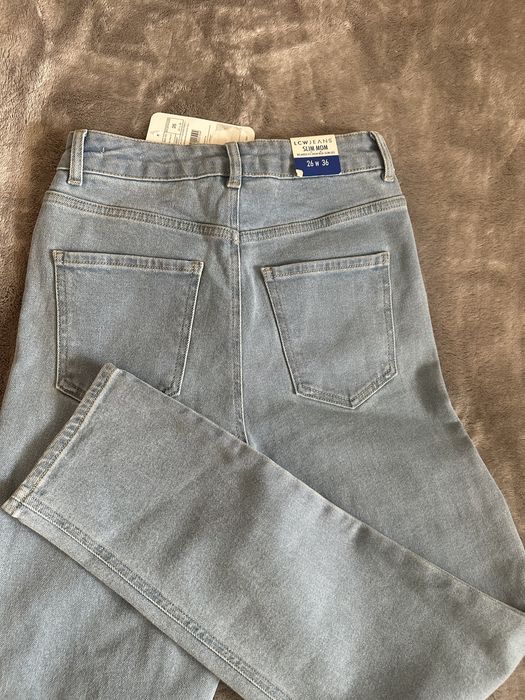 Женские джинсы Slim mom