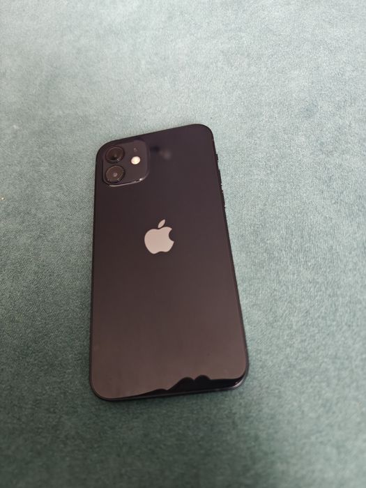 Продам iPhone 12